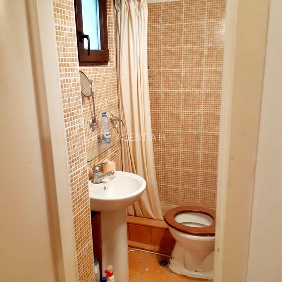 Garsoniera 16 mp Bd. Carol - Izvorul Rece bloc risc seismic 1 - 6