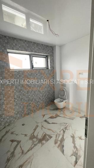 Casa moderna P+1, terasa generoasa, priveliste superba la lac - 9