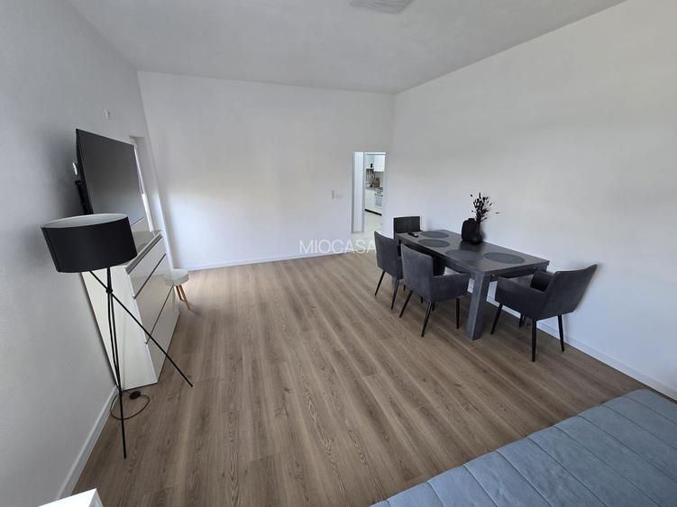 Decomandat. ETAJ 1. Langa Profi. 2 Locuri de Parcare. - 4