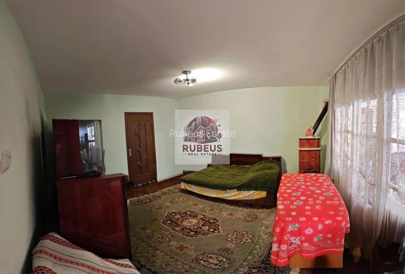 Casa cu personalitate in Calomfirescu – spatiu, liniste si teren gener - 48