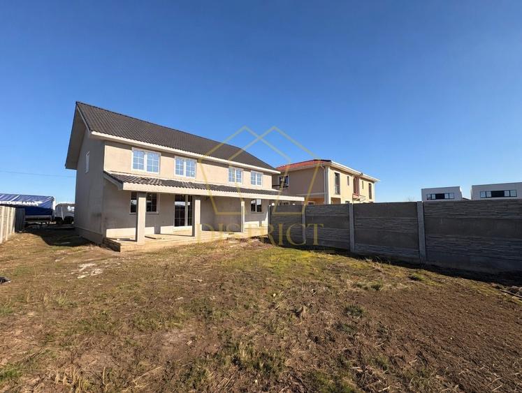 Duplex cu 3 camere si 2 bai | Urseni