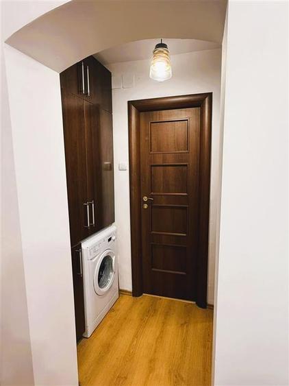 Apartament 2 camere conf  1 semidec zona Crang