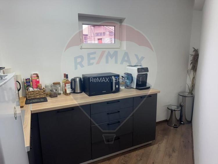 Spațiu de birouri de închiriat, clădire nouă, zonă centrală 160m2 - 6