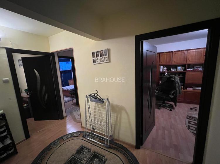 Apartament 3 camere decomandat Brasov - 2