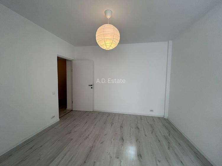 Titan 3 Camere Parter Instalatii Schimbate Bloc Reabilitat 10 Min Metrou - 10