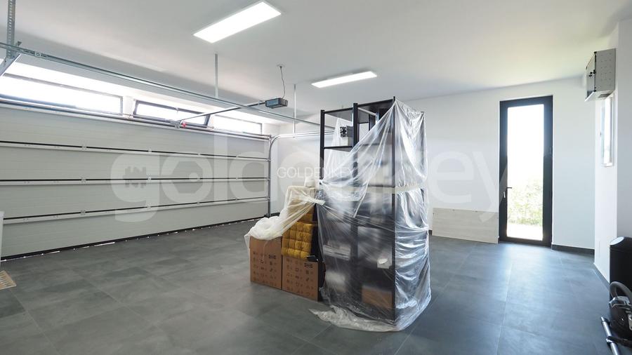 Vila minimalista si insorita | 2 garaje | 959mp teren - 25