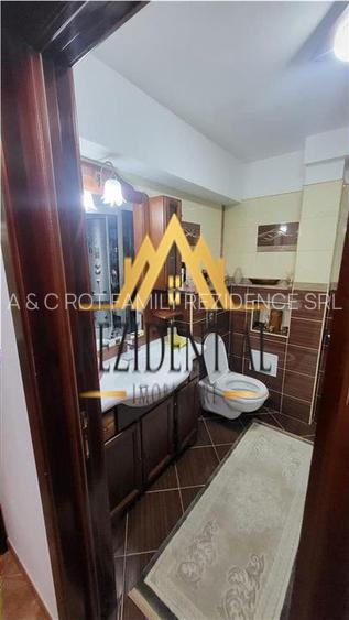 SUPER APARTAMENT CU 3 CAMERE - 12