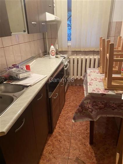 Apartament 3 camere , zona cartier Sud , et 2 4, decomandat,54 mp, imbunatatit , - 11