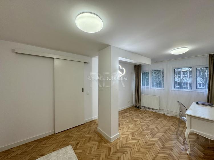 3 camere la intrarea in Parc Cinema Floreasca  - 4