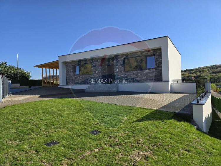 COMISION 0% Casa semifinisata de vanzare in Baciu, 583 mp de teren - 3