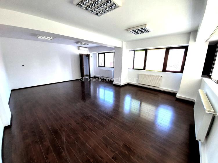 Imobil de vanzare - Aviatiei - Ideal Clinica / Hotel / Scoala / Gradinita - 2