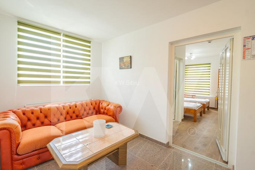 Cladire cu 15 camere si potential de pensiune in Ocna Sibiului - Investitie top - 17