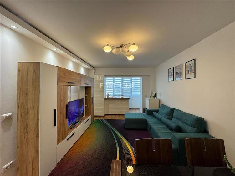 Ap 3 cam, renovat, de lux, zona Capela Militara - Polivalenta - 7