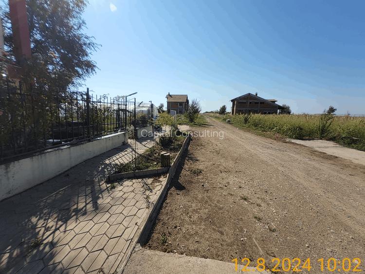 70 loturi drum in curs de asfaltare piscina utilitati partial amenajat - 4