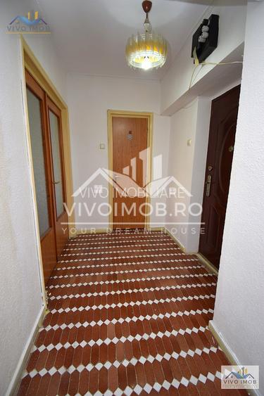 Unirii-Bd. Liberatății |  etaj 5/8 | 67 mp | vedere Casa Poprului - 14