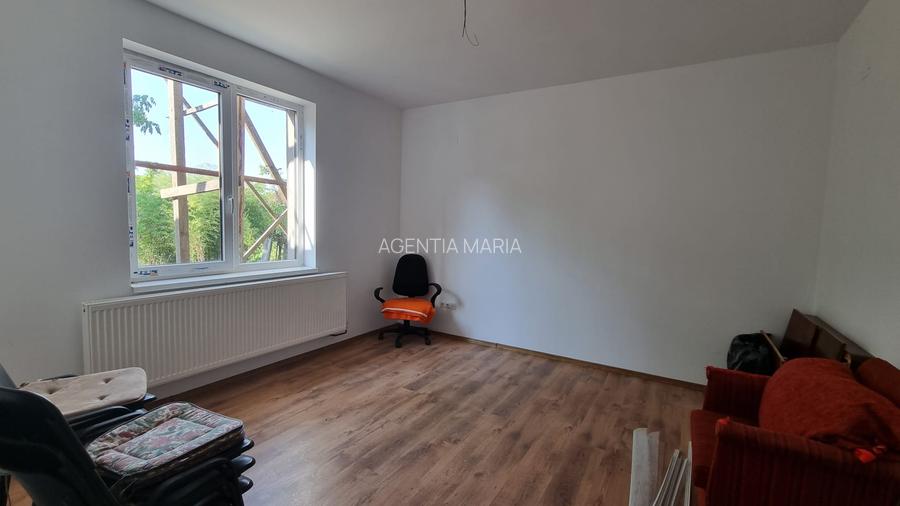 Casa Pensiune in Viile Satu Mare teren 1,63 ha, 11 camere, 10 bai - 7