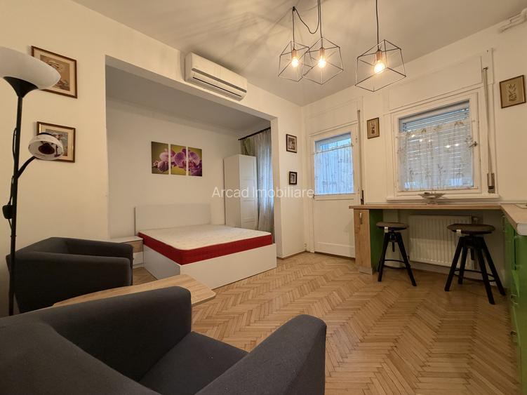De vanzare apartament 1 camera | Str. Armand Calinescu - 8