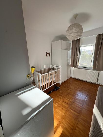 Vand apartament 4 camere 22 Decembrie - 8