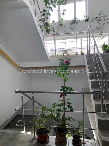 Apartament 2 camere Miroslava, 100 ml de statia de autobuz, str C-tin Langa 40 - 28