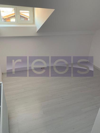 VANZARE - VILA 9 CAMERE  - Vasile Lascar, Mihai Eminescu, Bd. Dacia - 45