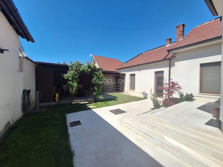 Casa ultracentrala - 10