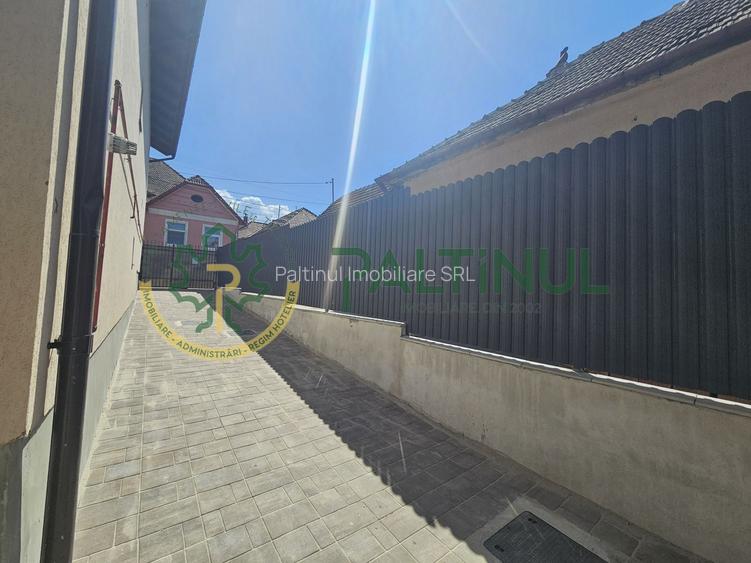 Casă de vânzare în zona Trei Stejari Sibiu – ideală pentru locuit sau business.. - 2