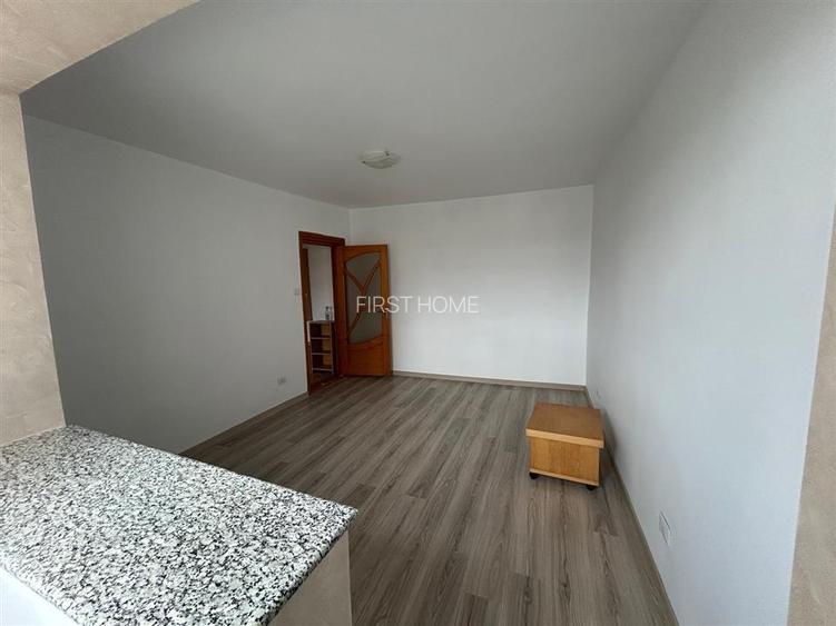Apartament cu 2 camere de vanzare, zona Sud - 7