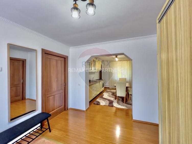 Casa cu 3 camere si 1500mp teren de inchiriat in Faget - 10