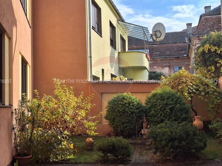 Apartament 4 camere , pet friendly,  cu parcare si curte, Ultracentral - 9