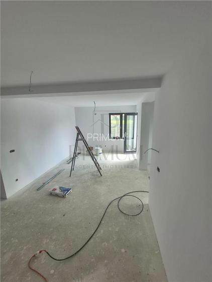 Duplex 3 dormitoare - 3 bai - bucatarie inchisa - Urseni - 8