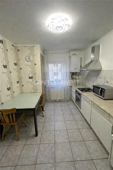 Apartament 3 camere decomandat 2 bai pivnita zona Turnisor - 4