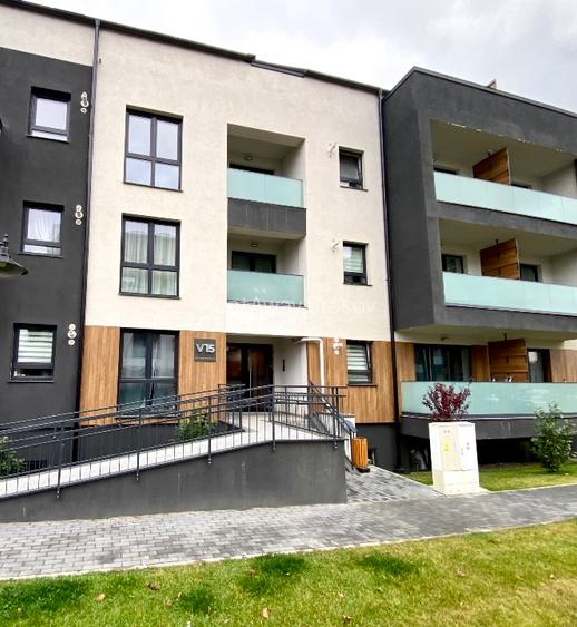 Apartament cu 3 camere de închiriat  - 15