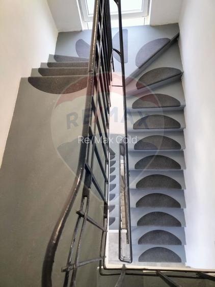 Spațiu de birouri central - Vilă 323 mp - Ideal sediu firmă / clinica - 21