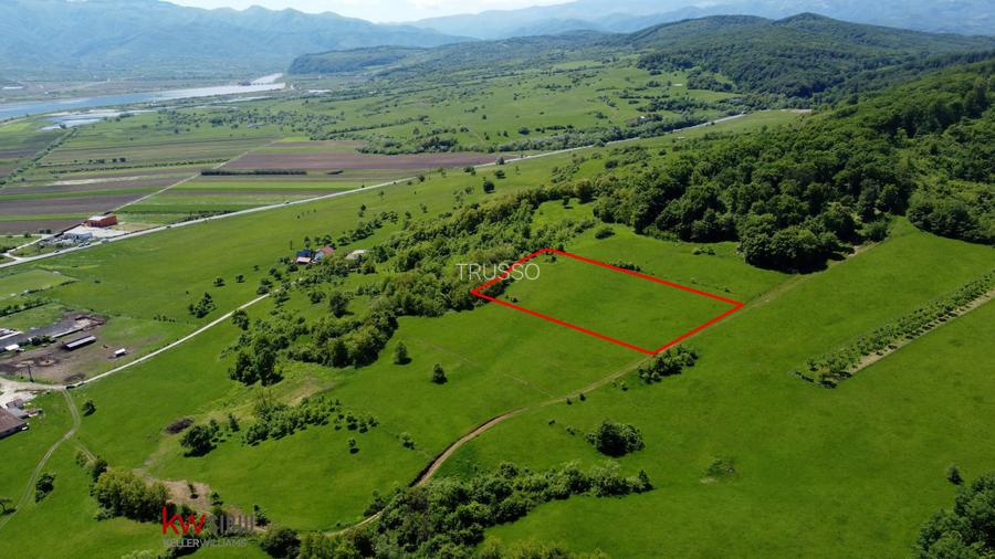 Teren 500 mp in Bradu, Sibiu – 8.000 € – Zona linistita, priveliste munte - 8