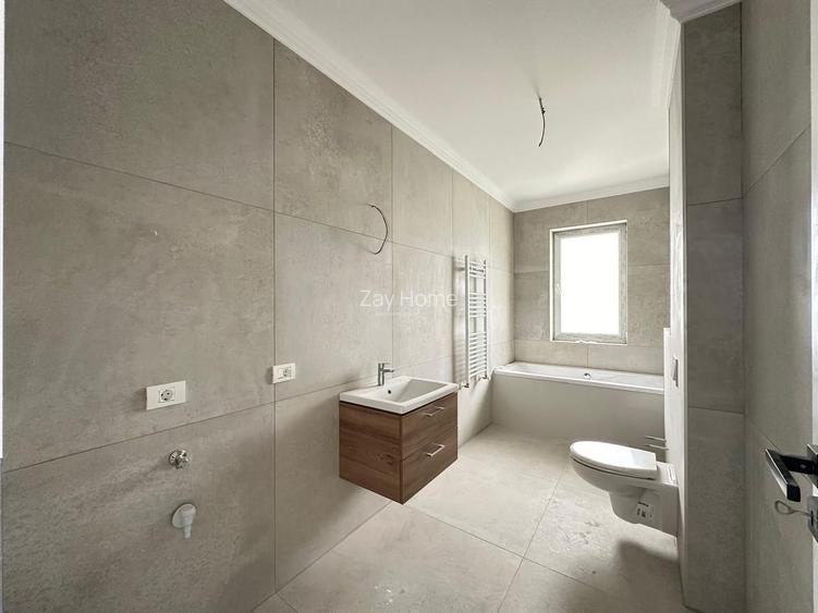 Bloc nou. Apartament cu 3 camere spations. 2 Bai. Etaj 1 - 3