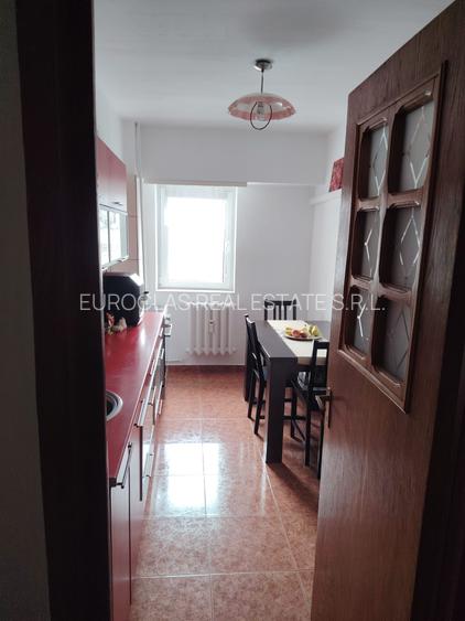 Apartament 2 camere decomandat - zona Tomis I - 125.000 euro (Cod E6) - 5