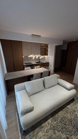 Proprietar închiriez ap 2 camere Lux - 5