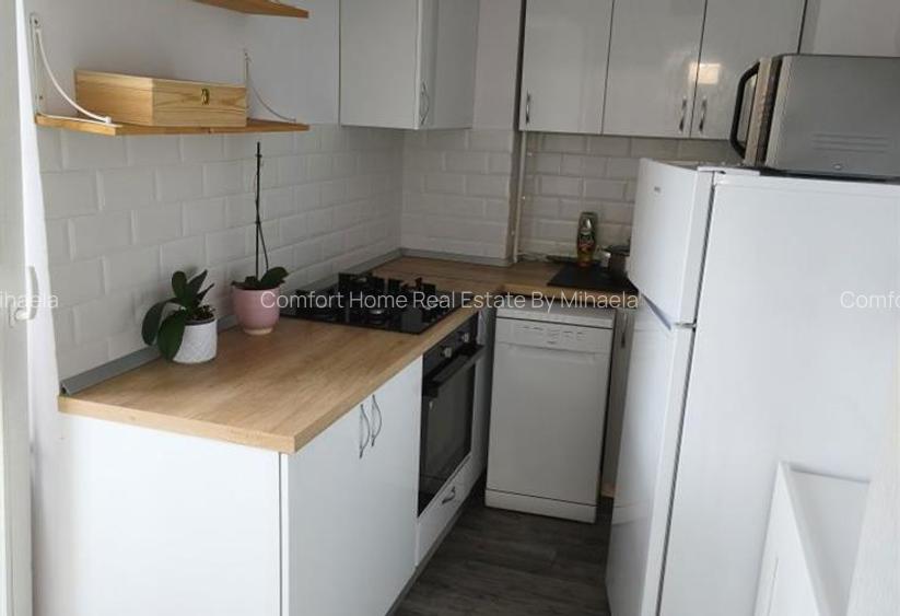 Pța Victoriei Închiriez ap 3 cam recent renovat mobilat utilat complet2 balcoane - 4