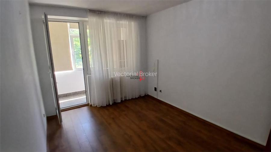 Oferta speciala 3 camere, etaj intermediar Vatra Luminoasa - 24