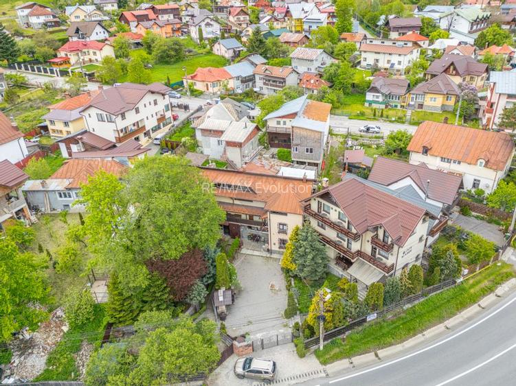 Proprietate deosebita de vanzare in Busteni - Pensiune + Duplex - 36