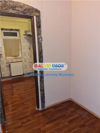 Vanzare apartament 2 camere semidecomandat Targoviste Micro 9 - 20