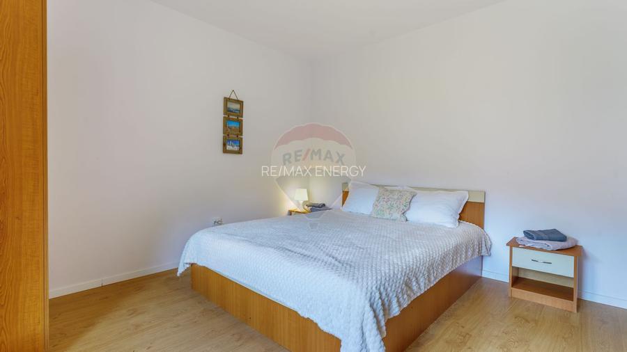 Cabana de vânzare –Mărișel, 10 camere, terasa 41mp, piscină, ciubăr - 24