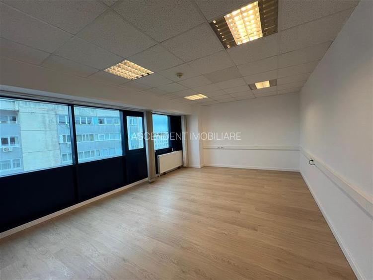 Spatiu de birouri renovat, Centrul Civic, Brasov - 23