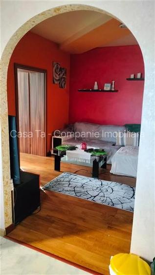 Casa de inchiriat in Centru - Str. Padurii - 8