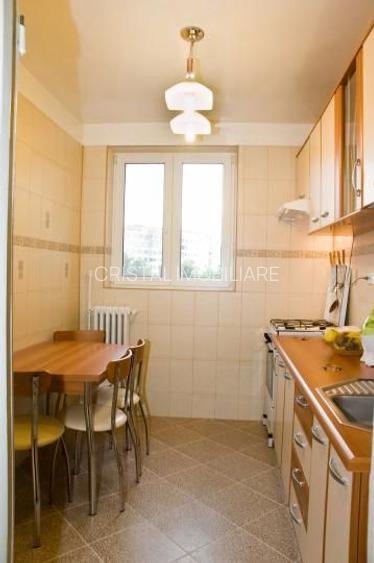 Vanzare apartament 3 camere Titan- Camil Ressu- IOR, pret negociabil - 3