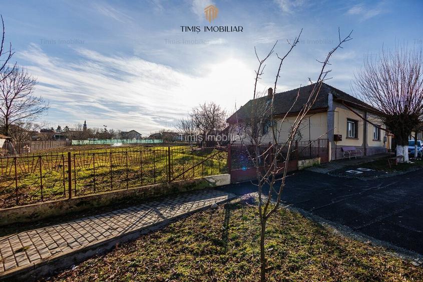 Proprietar - Teren in vatra satului, cu toate utilitatile, FS 17m, S. 1340 mp - 14