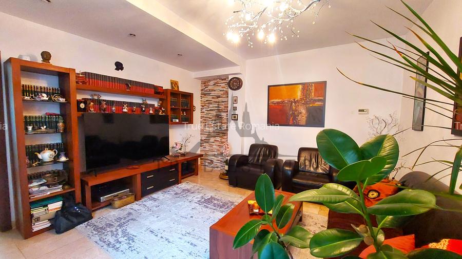 Apartament în vilă consolidată, cu scară interioară în zona Armenească - 3