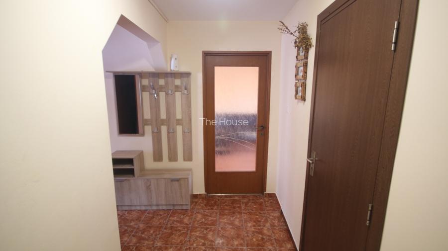 Apartament cu 3 camere in zona Soarelui - 2
