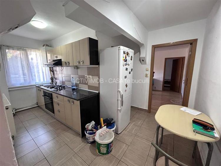 Resita, 3 Cam, Parter, Micro 3 - 6