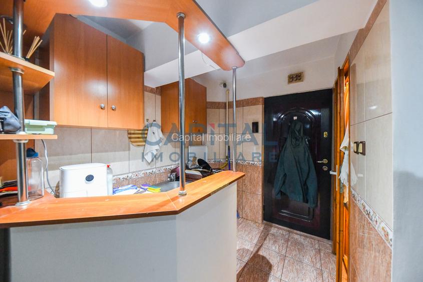 Garsoniera de vanzare pe strada Cojocnei - 6